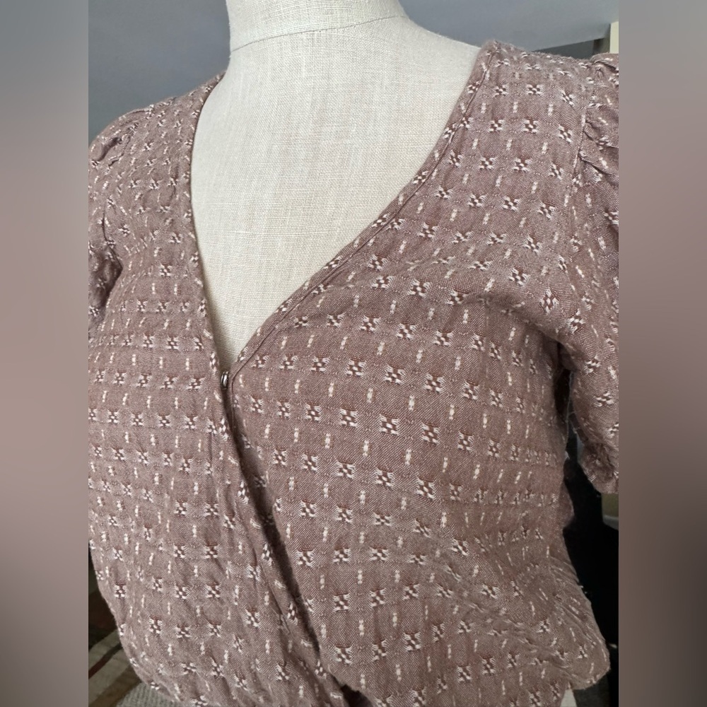 Madewell  Jacquard Puff Sleeve Faux-Wrap Cropped Cotton Embroidered Top Sz XS - Picture 4 of 10